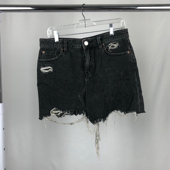 BBG UO Charcoal Denim Raw Edge Mini Skirt - Picture 2 of 5